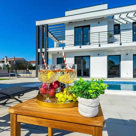 Prázdninový dům Madis *