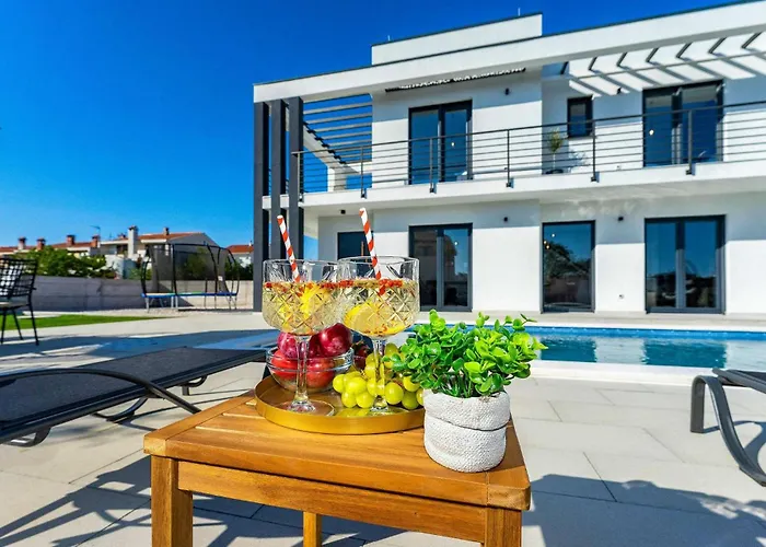 Dom wakacyjny Madis *